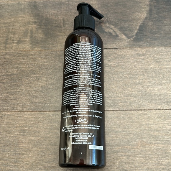 YOUNG LIVING V-6 Enhanced Vegetable Oil Complex Natural Health Essential Oil Mix - Picture 3 of 5